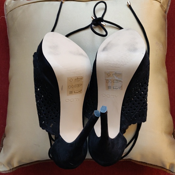 Priced to clear!💥Aldo suede net strappy heels👡👡 - Picture 5 of 8